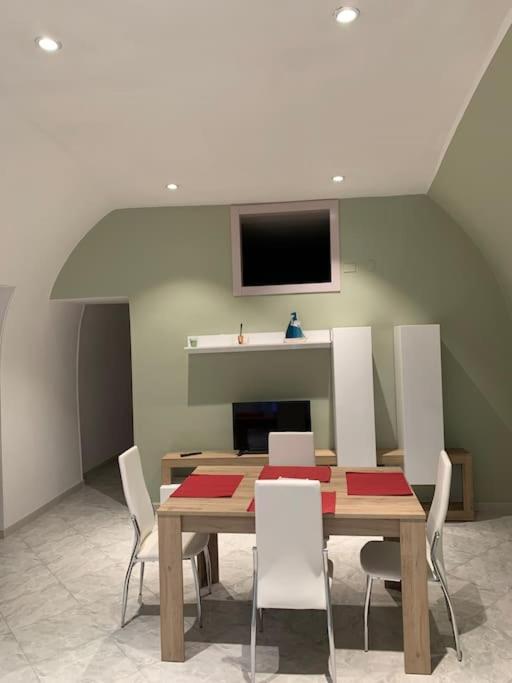 Ferienwohnung Casa - Torre Dell'Orologio Canosa di Puglia Exterior foto